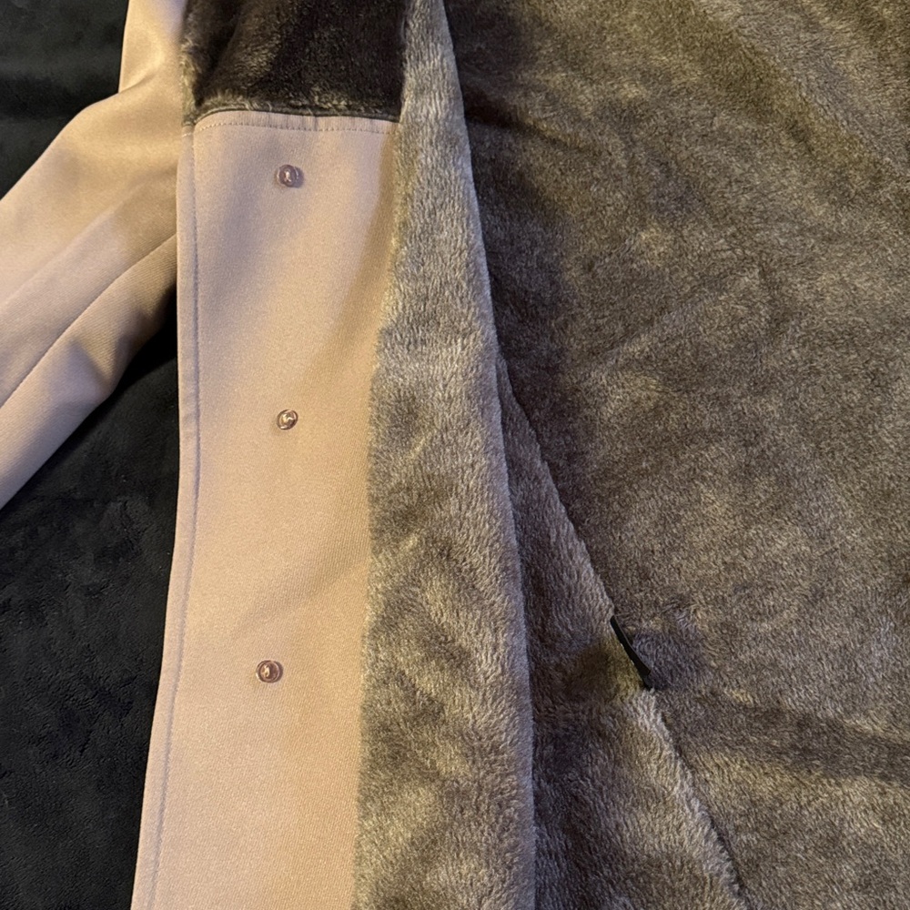 Vintage BOTANY 500 Tan Coat with Faux Fur Insert. Made in USA.🇺🇸 Excellent Con.